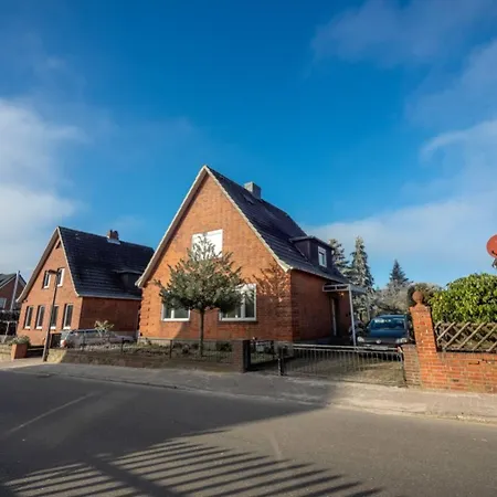 Scenic House In * Lauenburg